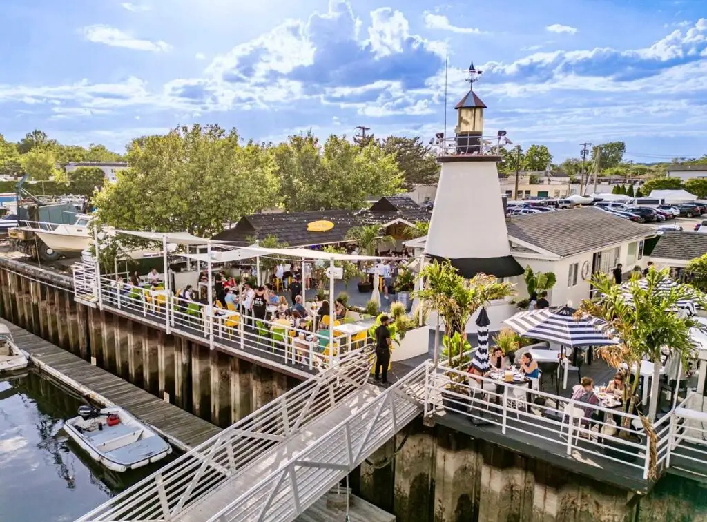 Waterfront Dining