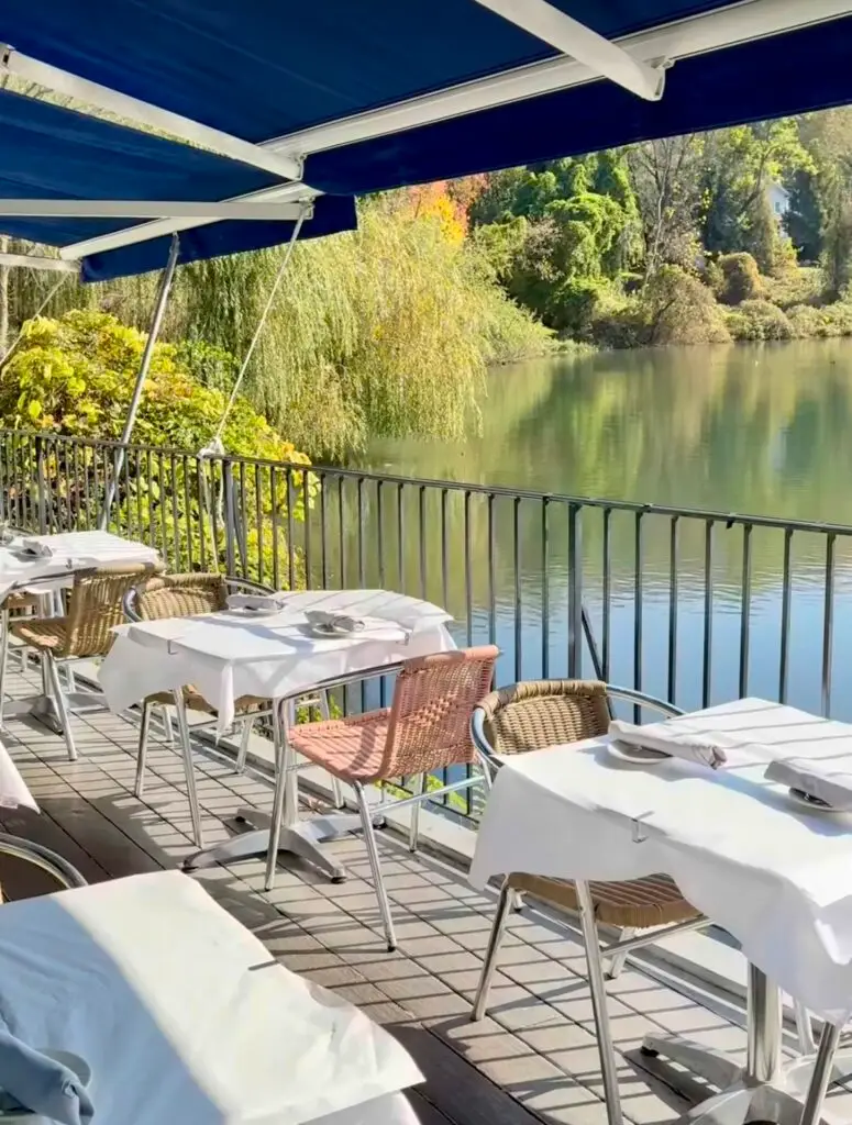 Waterfront Dining