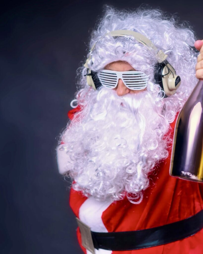 untitled design-3 – Going Local Long Island SantaCon